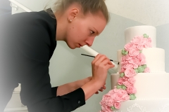 Hochzeitstorte . Rosen . Chrysanthemen . 5 Stöcke . Motivtorte